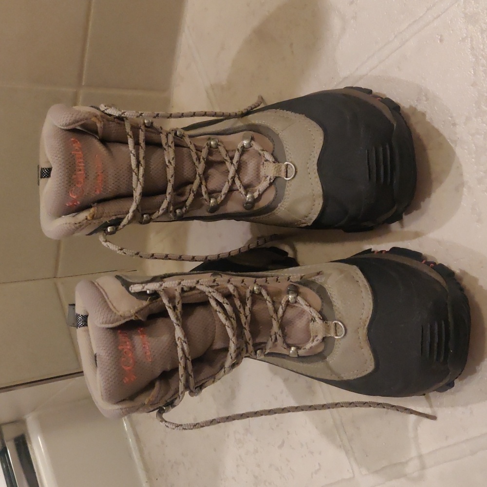 Columbia BL1469-265 Bugaboot Omni Heat 200grm Tan Lace Up Boots sz 8.5 - Picture 9 of 14